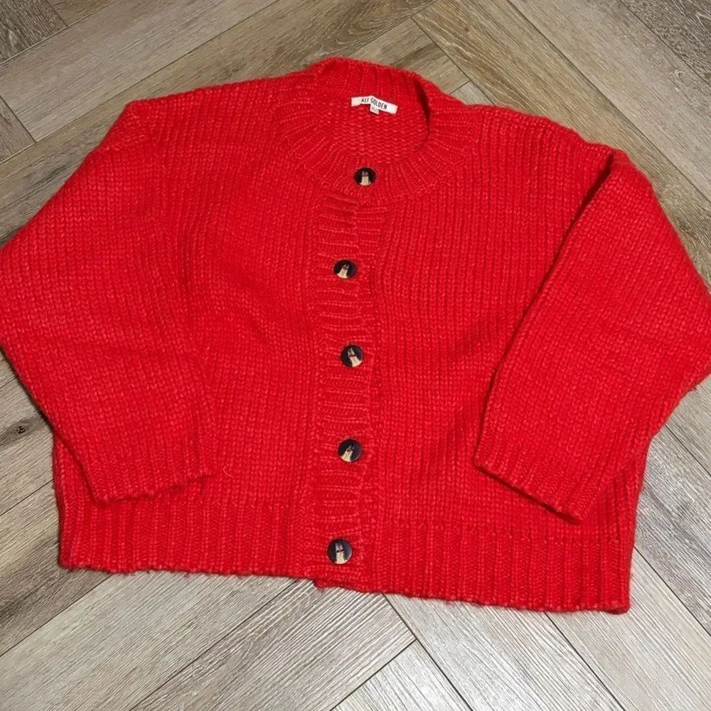 Ali Golden Merino Crew Cardigan - Picture 2 of 8